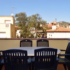  Сasa de vacaciones La Maison Jaune - House